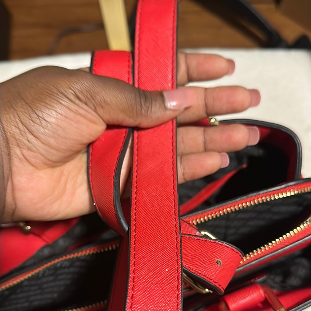 Steve Madden Red Handbag - Picture 3 of 6
